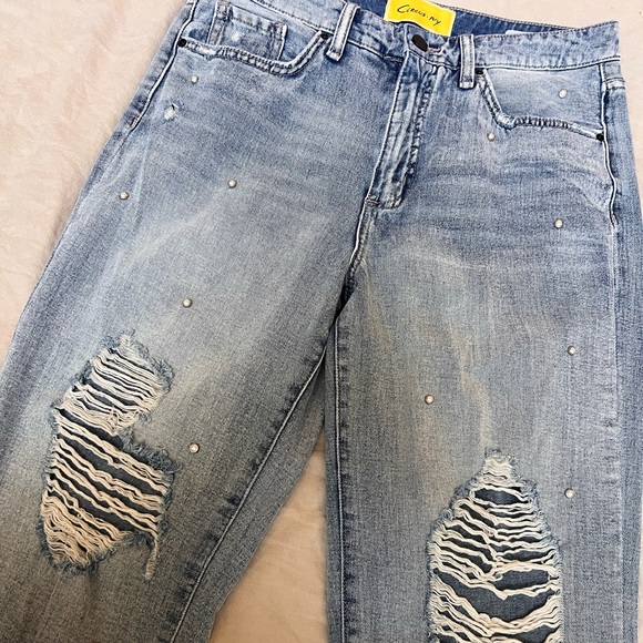 Jeans - Picture 1 of 4